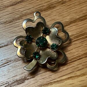 Vintage Gold Clover Pendant with Green Rhinestones